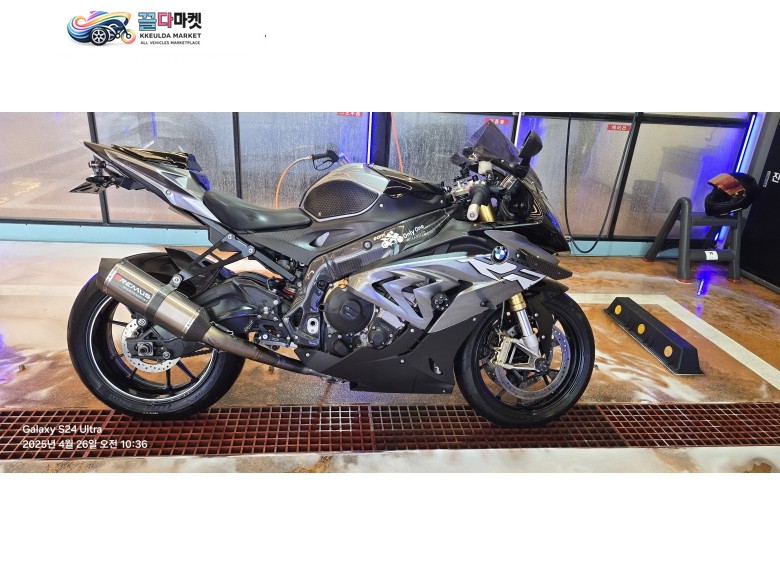 BMW S 1000 RR 2017년식 17년 s1000rr 엔진 정비된 차량 판매 합니다.