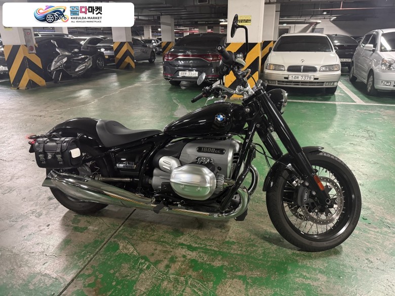 BMW R 18 2022년식 bmw r18 3000km대 신차급 판매