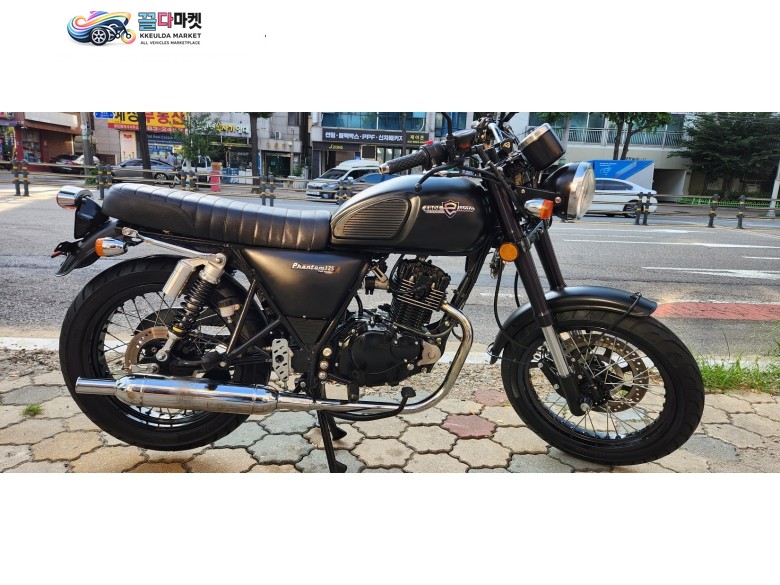 엘로이 팬텀 125 S 2020년식 엘로이 펜텀125 소장용 상태A급 저렴하게분양합니다.