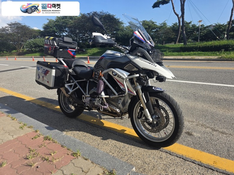 BMW R 1200 GS 2014년식 백문이 불여일견 시운전후 판단하셔도 늦지 않습니다.