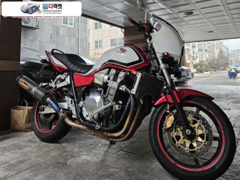 혼다 CB 1300 SF 2003년식 CB1300SF 혼다 대왕씨비 03년식 팝니다.
