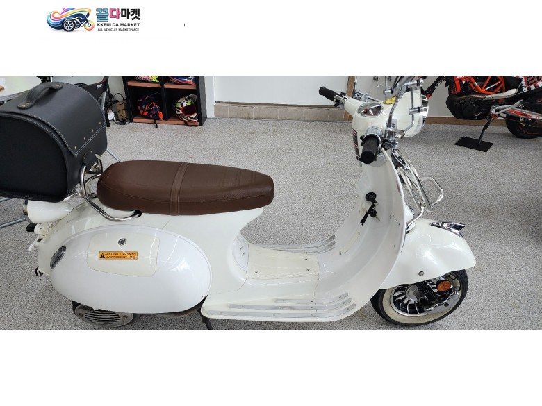 중국기타 스쿠터 2022년식 22년식/모데나125/ 5476km (가격내림)