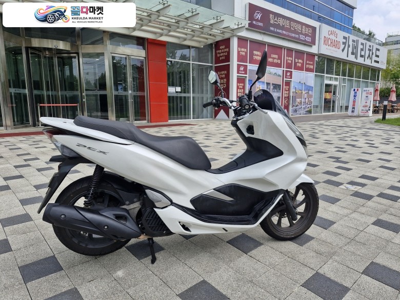 혼다 PCX 125 FI 2018년식 ▶▷드라이브애드/DC-027/ 혼다 / PCX /18년식/ 2.5만km(메다 교체) /중고 오토바이 판매◁◀