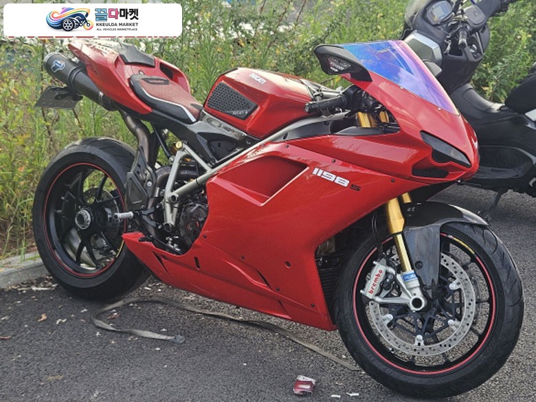 두카티 1198 S 2008년식 두카디 1198s 팝니다