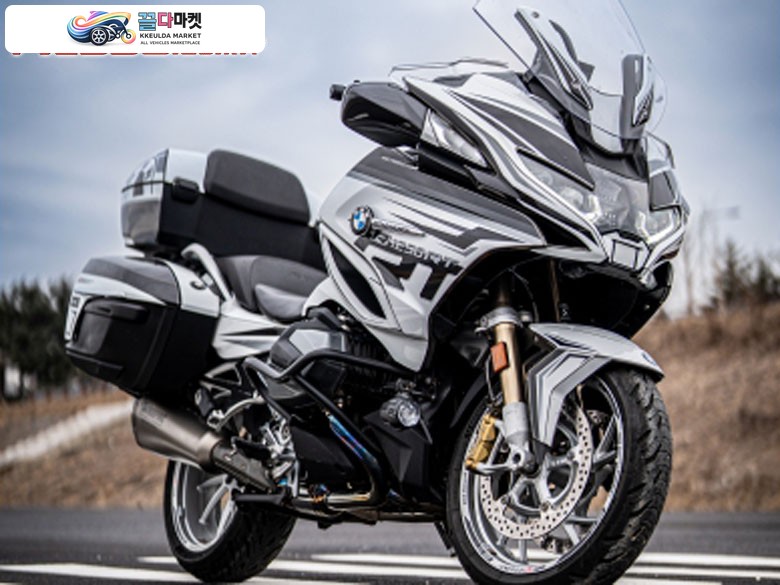 BMW R 1250 RT 2021년식 21년식 r1250rt 판매합니다.