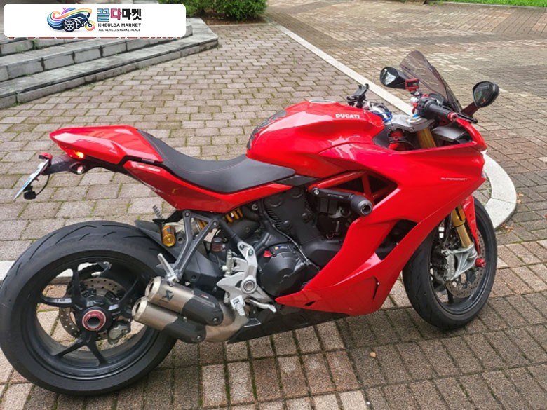 두카티 슈퍼스포츠 950 S 2019년식 두가티 슈퍼스포츠s950