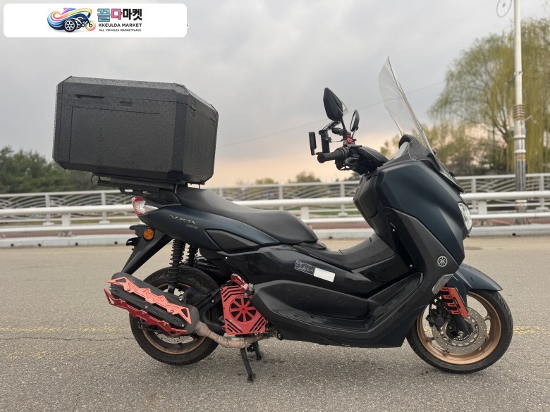 야마하 N 맥스 155 ABS 2022년식 야마하 NMAX155 22년 ABS 짧은키로수 다크페트롤컬러 팝니다