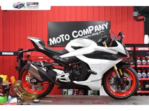 CF모토 450 SR 2025년식 [모토컴퍼니 대구] CFMOTO 450SR 2025년식 신차 프로모션중 - 대차/매입가능