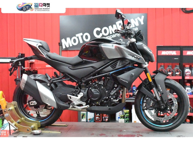 CF모토 450 NK 2025년식 [모토컴퍼니] CFMOTO 450NK 25년식 신차 24개월 삼성 카드 무이자+2채널 블랙박스 무상 장착