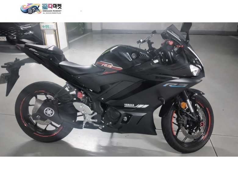 야마하 YZF R3 2024년식 야마하 YZF-R3 23년식 24년8월출고 (1700km)