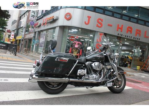 할리데이비슨 로드킹 2005년식 할리데이비슨 로드킹 카브모델 판매합니다