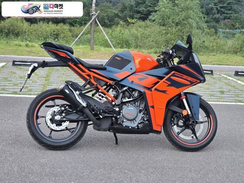 KTM RC 390 2023년식 23년식 RC 390 퀵시프트만 있는 노멀 팔아요
