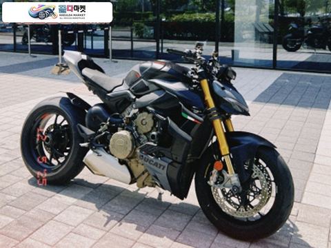 두카티 스트리트파이터 V4 S 2024년식 두카티 스트리트파이터 V4S 24MY 블랙/그레이 최상상태 급매