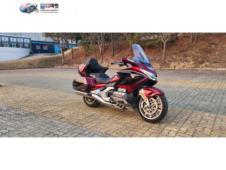 혼다 골드윙 투어 DCT 에어백 2018년식 혼다 골드윙 dct 에어백