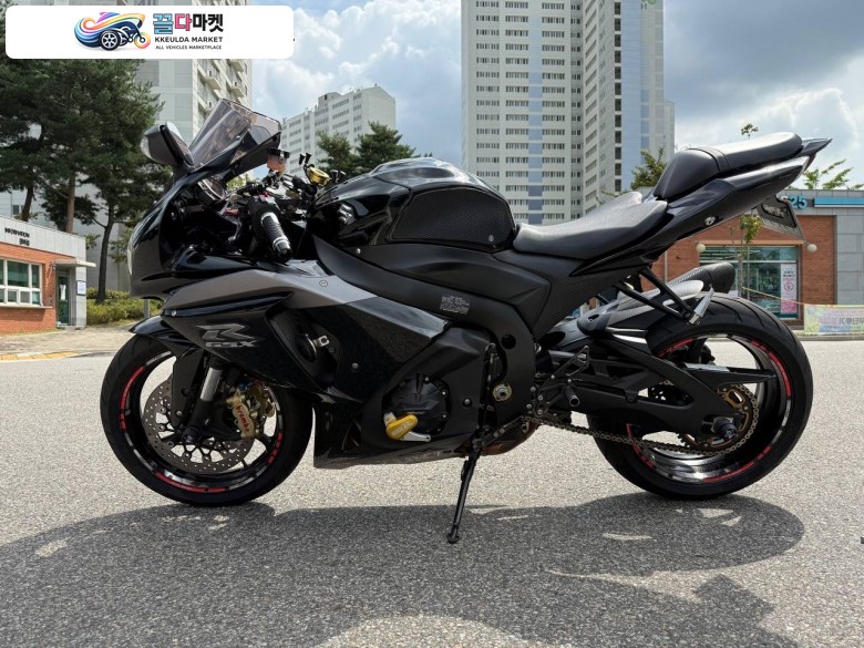 스즈끼 GSX R 1000 2014년식 스즈키 GSX-R1000 (2014년식)