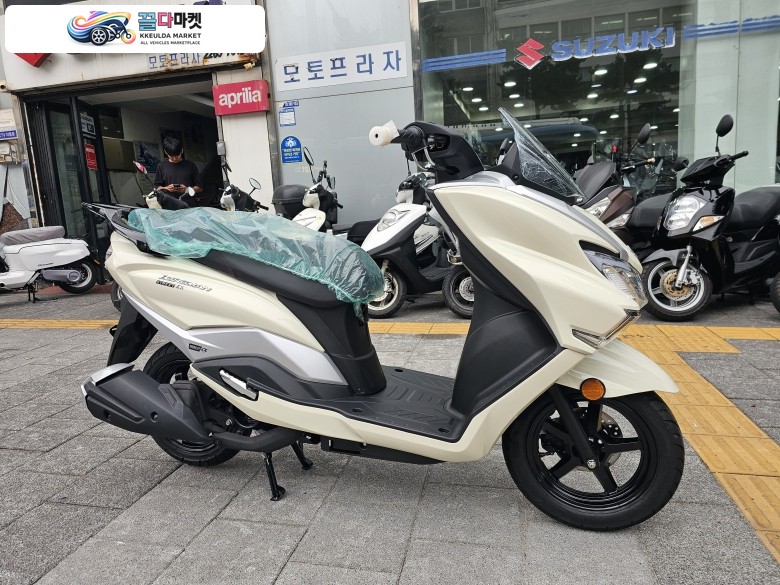 스즈끼 버그만 스트리트 125 EX 2026년식 [신차] 스즈키 버그만 스트리트 125 EX