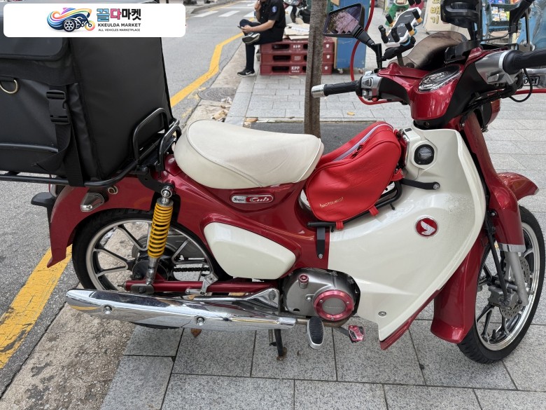 혼다 슈퍼 커브 C 125 2019년식 2019 혼다 C125 레드컬러 판매합니다