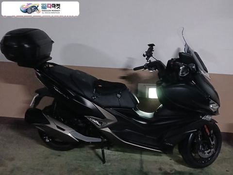 킴코 익사이팅 S 400 2023년식 신차급 매물