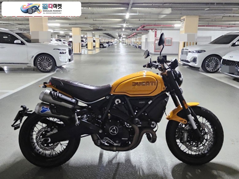 두카티 스크램블러 1100 2022년식 2022년 11월식 두카티 Scrambler 1100 Tribute Pro 판매 합니다.