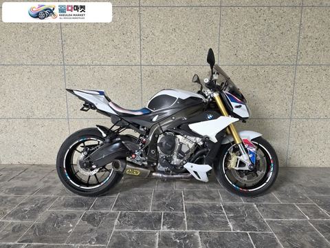 BMW S 1000 R 2018년식 (사용검사완료) 2018 BMW S1000R (풀배기) 스페셜 컬러 판매합니다.