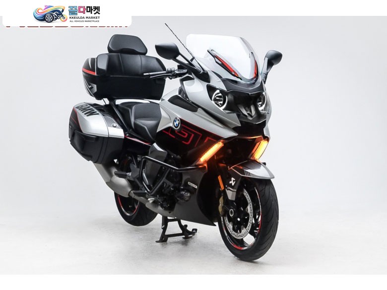 BMW K 1600 GT 2019년식 공식 스페셜 한정 색상 풀옵션 , 후진기어 및 스마트키 옵션모델 , 짧은키로수 최상급 매물 입니다.