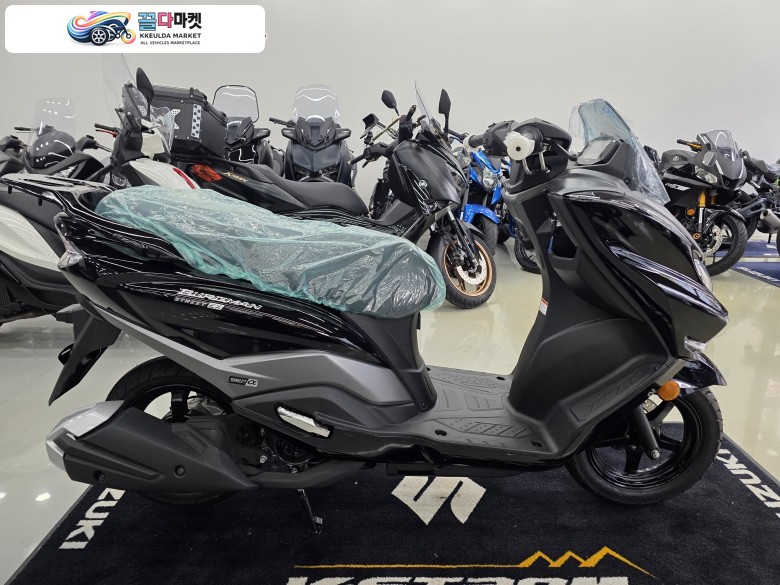 스즈끼 버그만 스트리트 125 EX 2026년식 -진주신평오토바이-  -스즈키 버그만스트리트125-   -2026년식 신차-  -블랙-