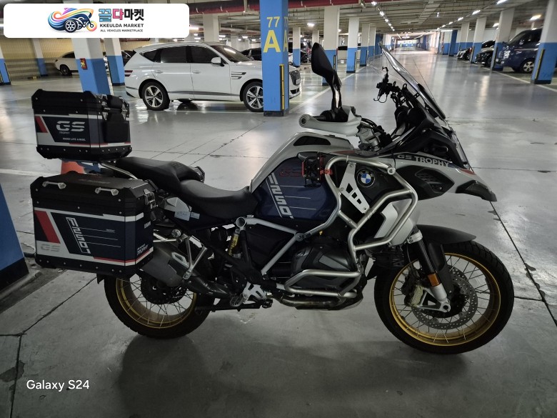 BMW R 1250 GS 어드벤처 2023년식 년식대비 키로수 적은 어드방 팝니다.