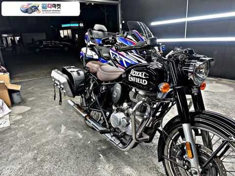 로얄엔필드 클래식 350 2022년식 로얄엔필드 클래식350 블랙도색 팝니다