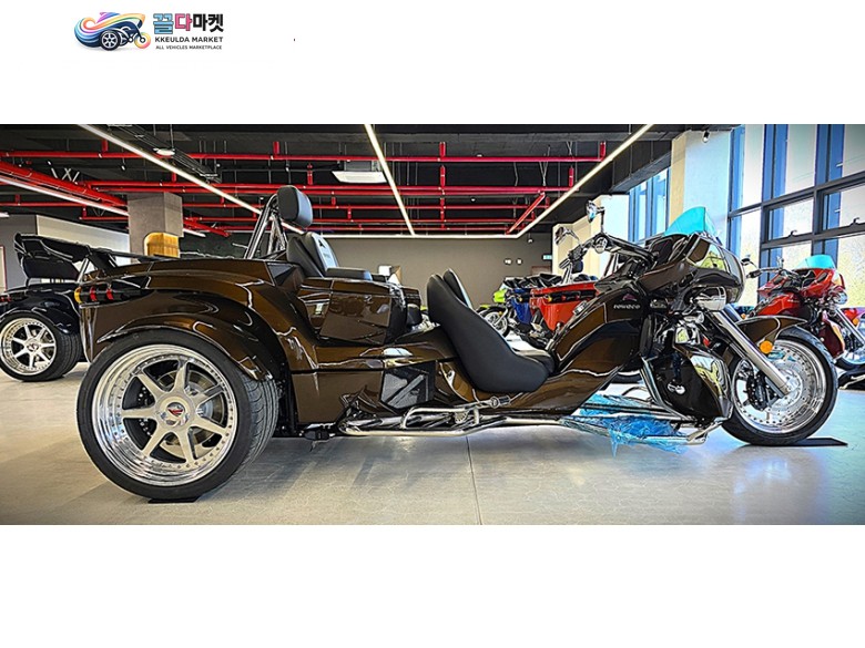 리와코 GT 투어링 140 2025년식 [청주바이크월드]리와코 2025년식 브라운/블랙 GT TOURING 140