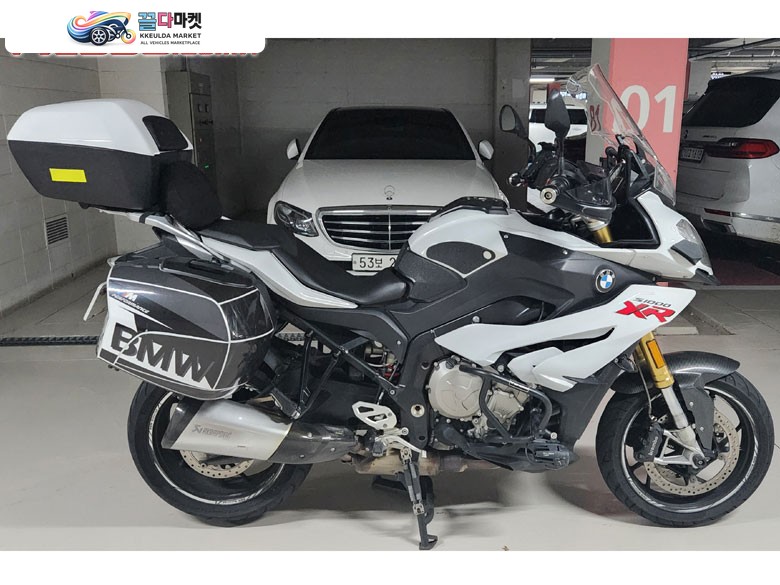 BMW S 1000 XR 2016년식 BMW S1000XR 바이크2016년 6.8만 판매합니다