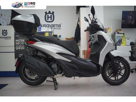 피아지오 비버리 400 S 2022년식 MRS 12000km 주행한 비버리 판매합니다.