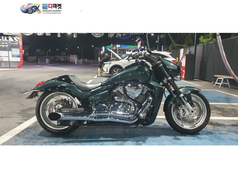 스즈끼 인투루더 M 1800 R 2009년식 머슬바이크 인트루더1800 m1800r 최상급판매.