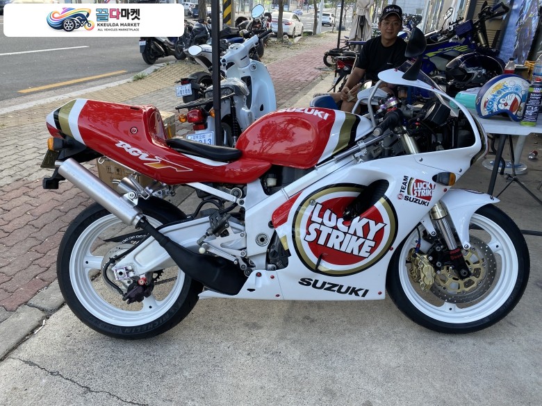 스즈끼 RGV 250 1997년식 외수사양 RGV250 vj23