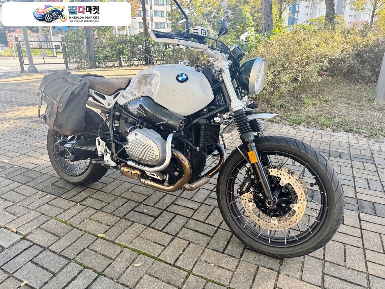 BMW R 나인 T 어반 GS 2018년식 BMW RnineT 어반GS 튜닝바이크 판매합니다.(2018년식)