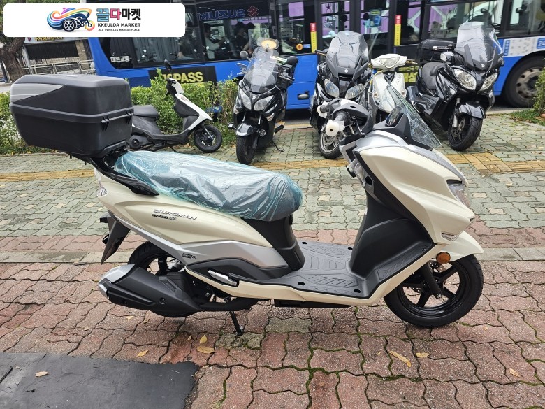 스즈끼 버그만 스트리트 125 EX 2026년식 스즈끼 버그만 스트리트 125 EX