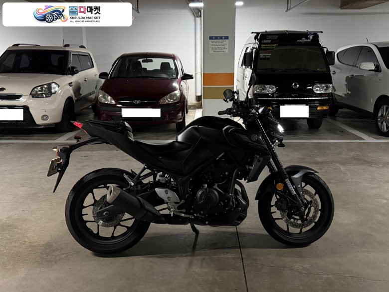 야마하 MT 03 2022년식 22년식 거의 새것 MT03 9551km 블랙 판매합니다. (하이바, 블투헤드셋, 슈트 무료증정) **가격다운
