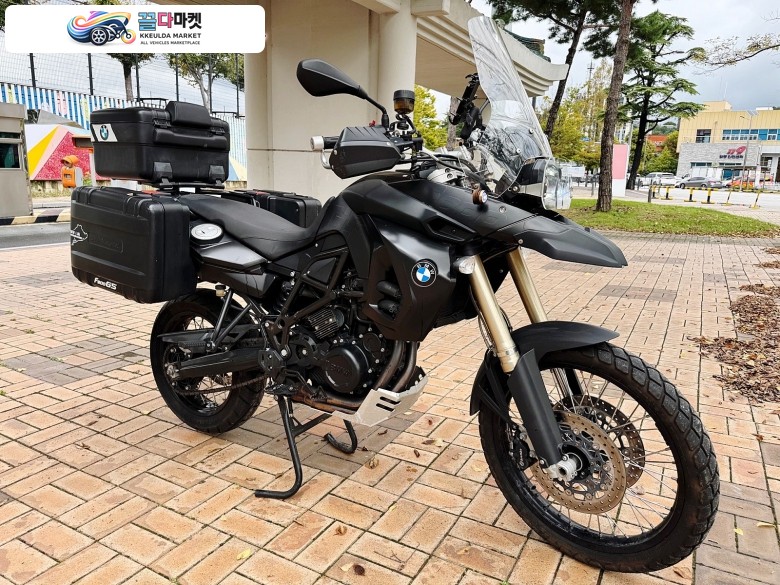 BMW F 800 GS 2012년식 BMW F800GS 트로피모델 블랙데칼작업 상태좋은 바이크판매합니다.(2012년식)