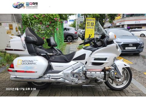 혼다 골드윙 1800 2008년식 혼다골드링1800cc