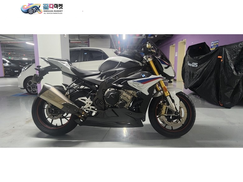 BMW S 1000 R 2018년식 bmw s1000r 2018년 싱글알 팝니다.