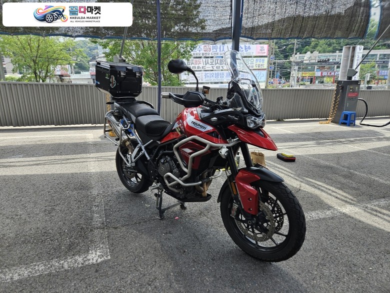 트라이엄프 타이거 900 GT 프로 2020년식 트라이엄프 타아거 900 GT PRO(삼박스포함)