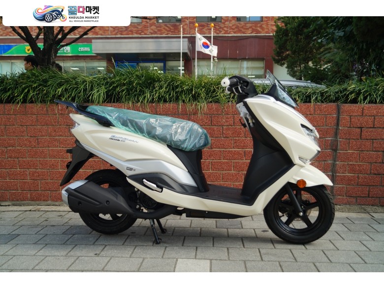 스즈끼 버그만 스트리트 125 EX 2026년식 색상별 출고가능~~