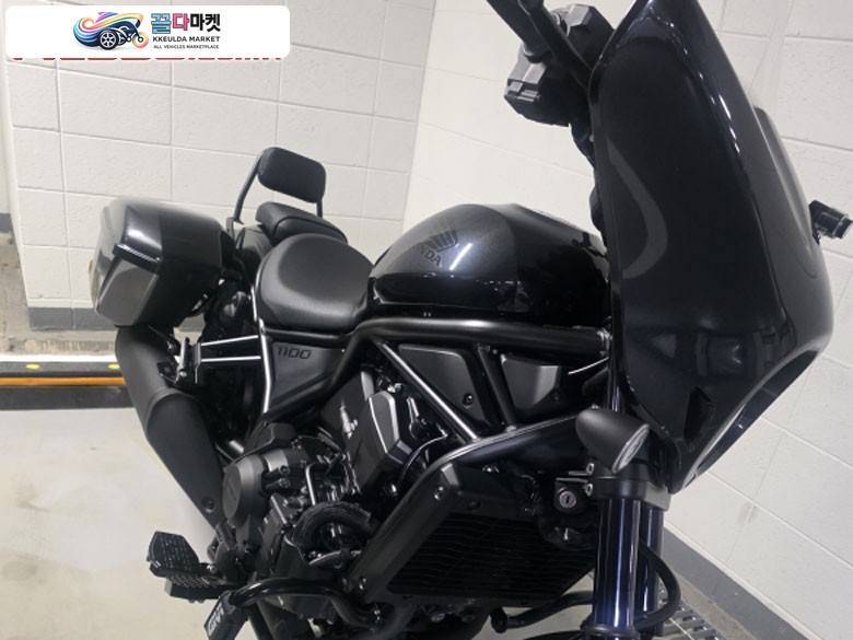 혼다 레블 1100 SE DCT 2024년식 레블1100 DCT 24년 팝니다.