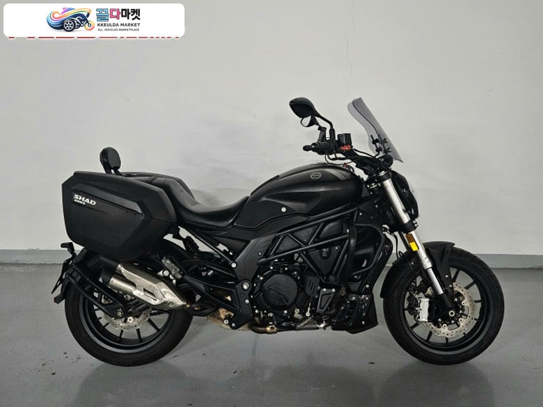 베넬리 502 C 2021년식 1인신조 베넬리 502C 상태 A급 판매합니다