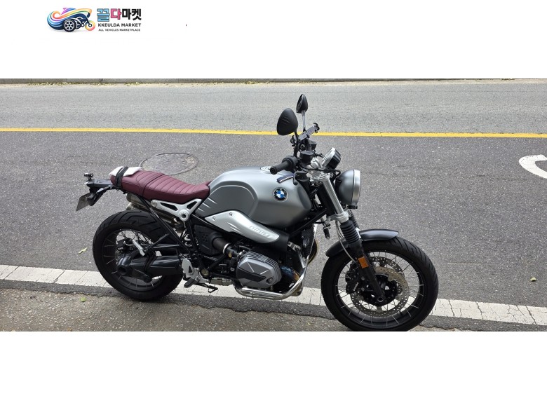 BMW R 나인 T 2023년식 23년식 BMW R nineT 팝니다.