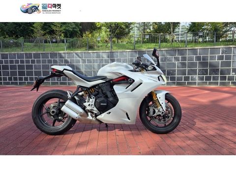 두카티 슈퍼스포츠 950 S 2021년식 두카티 슈퍼스포츠 950s 팝니다