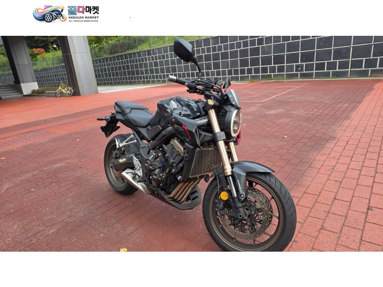 혼다 CB 650 R ABS 2019년식 혼다 cb650r 팝니다