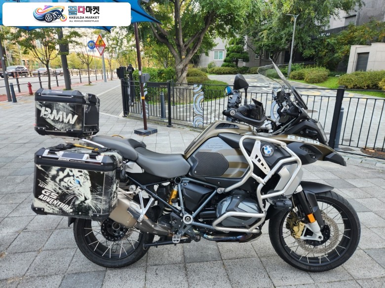 BMW R 1250 GS 어드벤처 2020년식 2020 BMW R1250GS 어드벤쳐 아크라배기튜닝 판매