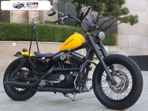 할리데이비슨 883 커스텀 2003년식 100주년 할리데이비슨 XL883 2003년식 정통 캬브 방식.