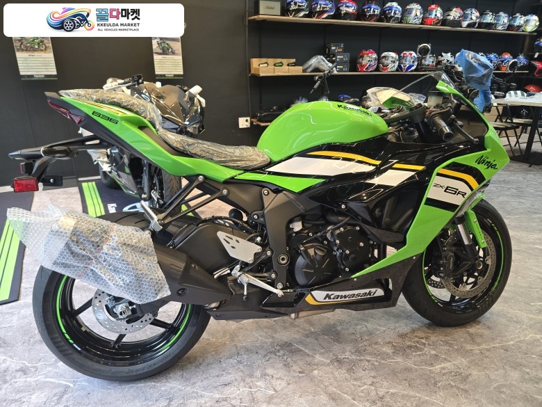 가와사키 닌자 6 R 2025년식 전국 마지막 재고 1대 가와사키 닌자 ZX-6R 신차 팝니다 로카36개월 무이자 60개월 저금리 가능!!