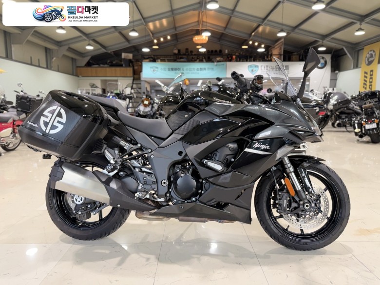 가와사키 Z 1000 SX 2021년식 24년 4월출고 사이드백 포함 기본충실한 옵션 Z1000SX